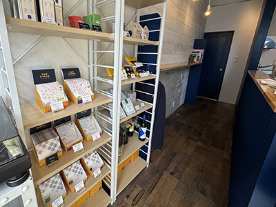 店内の棚
